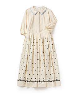 Clover embroidery double collar dress