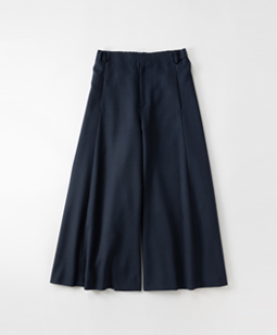 Doeskin cloth trapeze pants